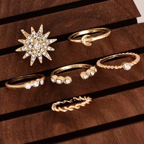 {MONIQUE} boho retro star crescent moon midi ring - Picture 3 of 7